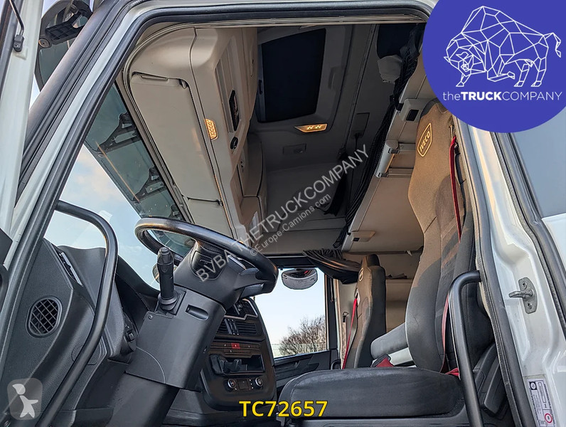جرار Iveco S-Way 480