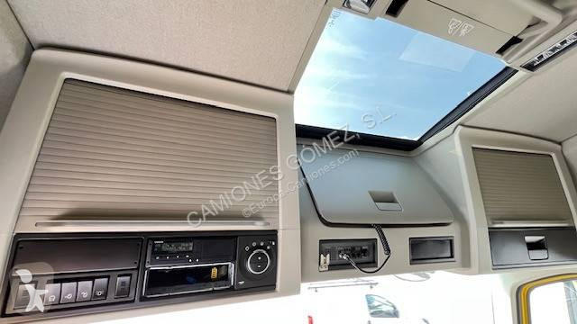 جرار Volvo