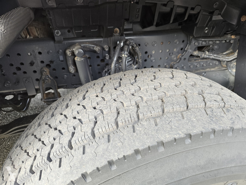 جرار Mercedes 3363 SL / 6x4 / PALFINGER EPSILON...