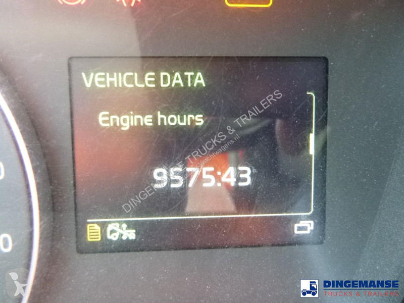 جرار Volvo 450 4x2 Euro 6 + ADR