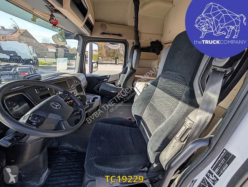 جرار Mercedes 2646
