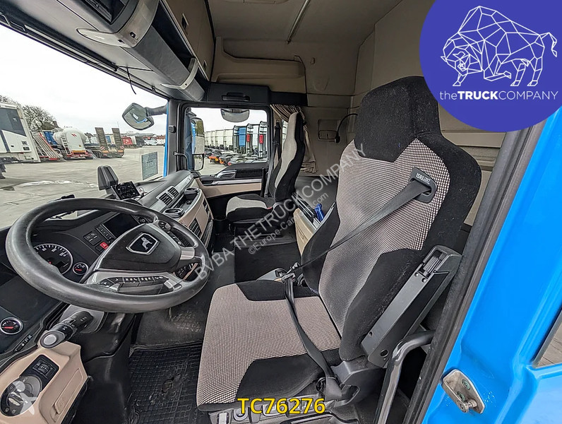 Tracteur MAN 18.460