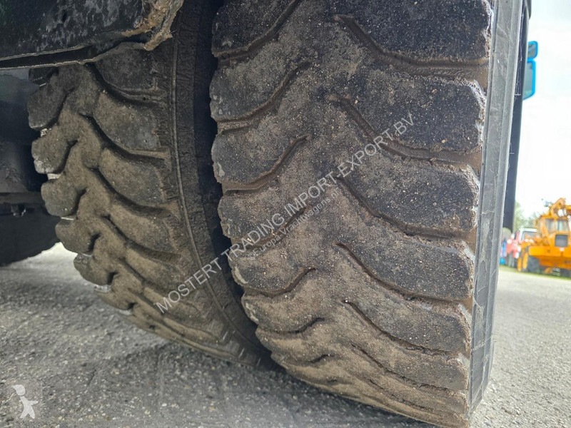Scania R560 6X2 HNA Scania R560 V8 6x2 Tractor...