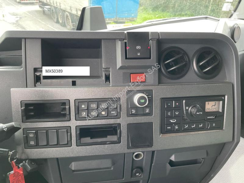 جرار Renault T460