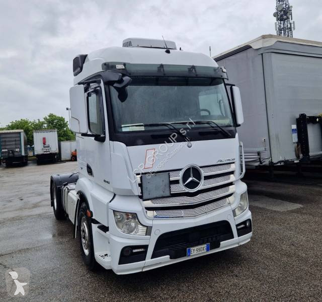 جرار Mercedes