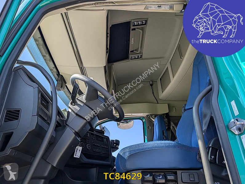 جرار Volvo 500