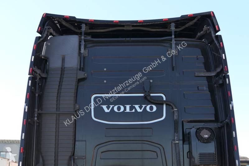 جرار Volvo