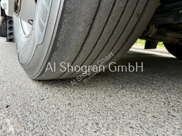 جرار Renault T460...