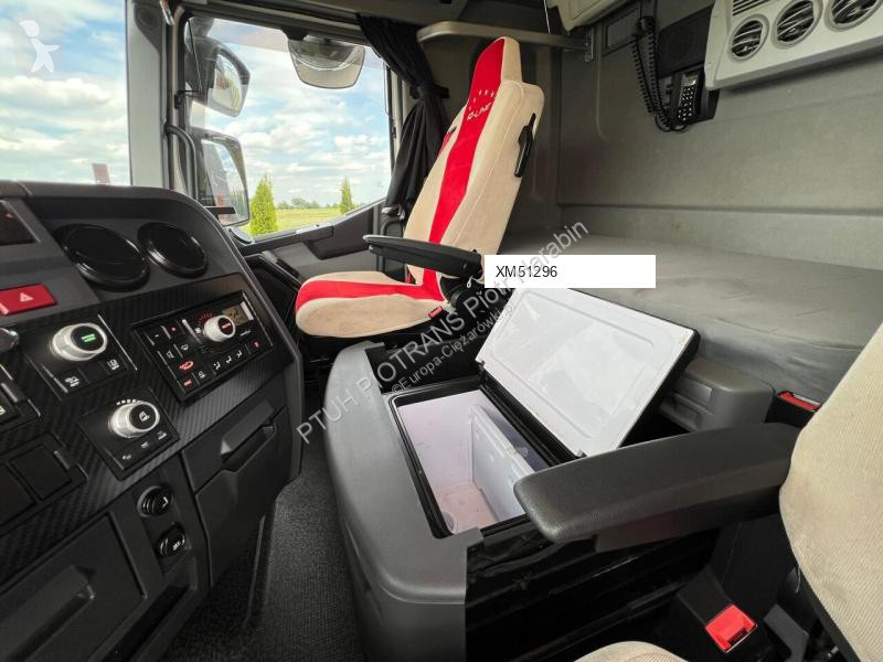 Влекач Renault T520/ HIGH CAB/ MODEL 2021/...