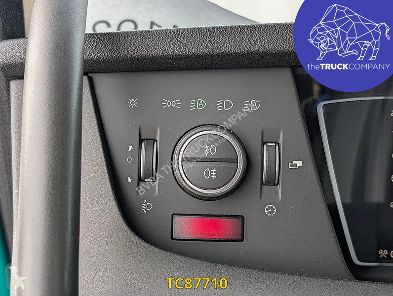 جرار Volvo 500