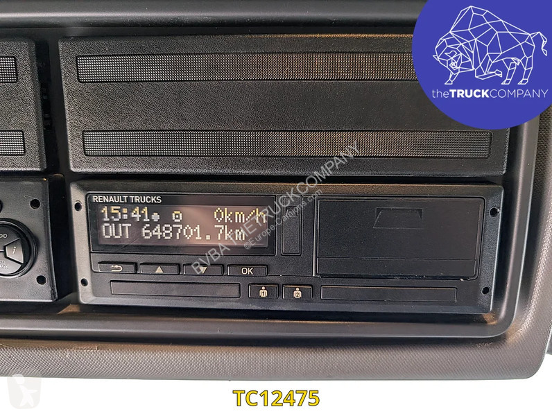 جرار Renault T 520