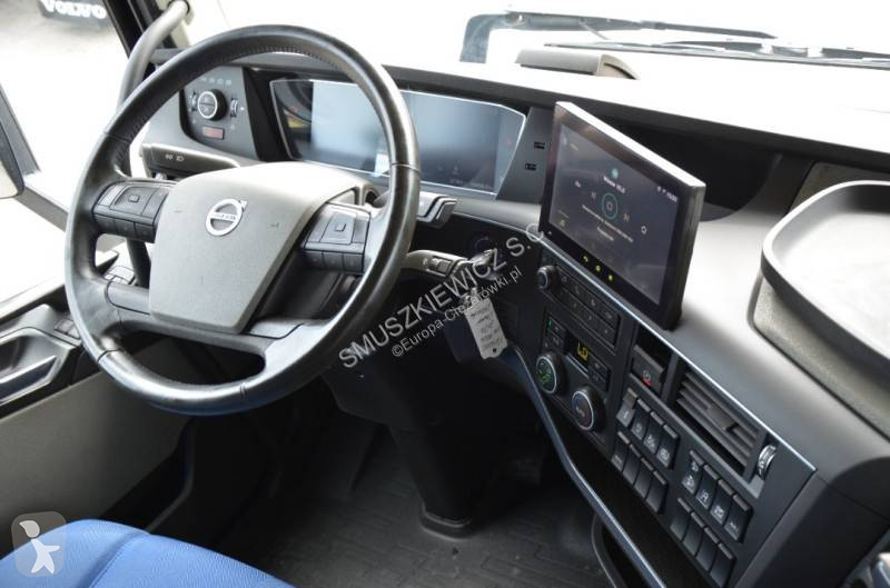 Тягач Volvo