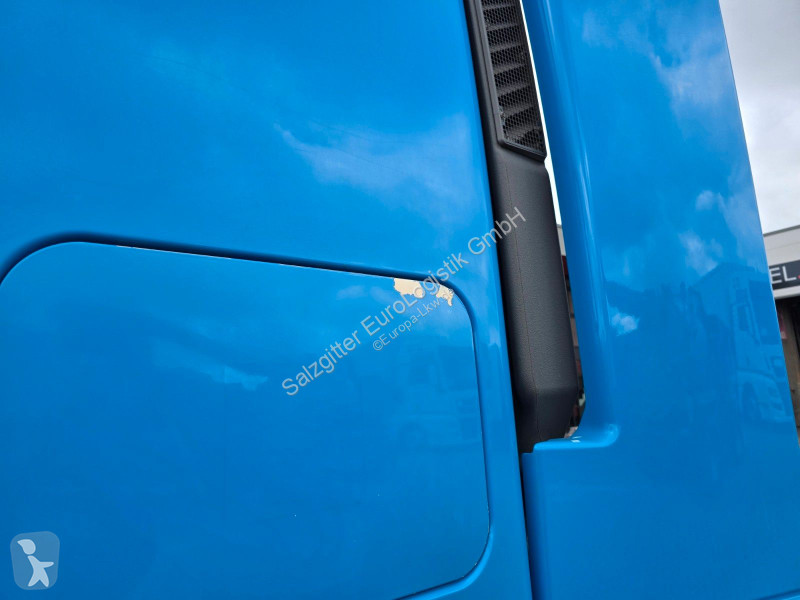 Iveco 400 / Intarder tractor unit
