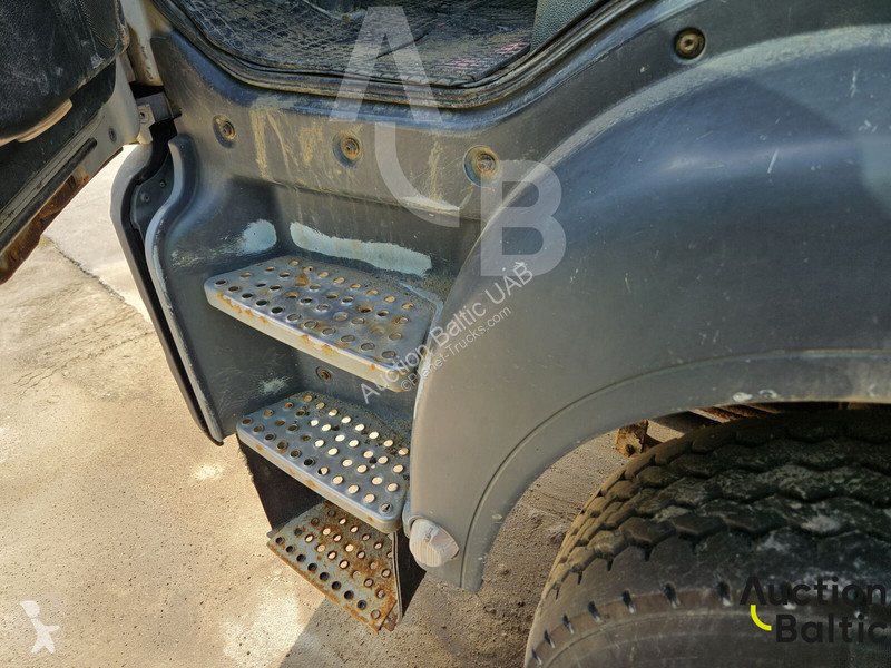 جرار MAN 18.440 4X4H BLS