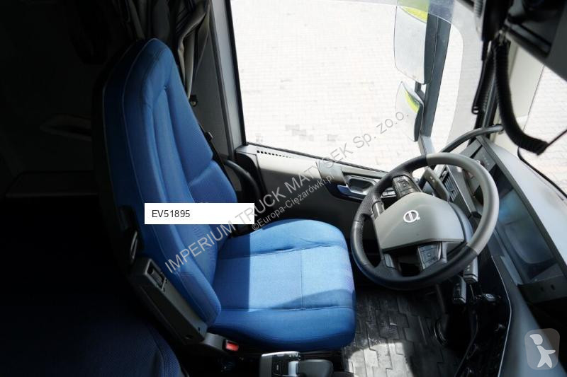 Влекач Volvo FH 500