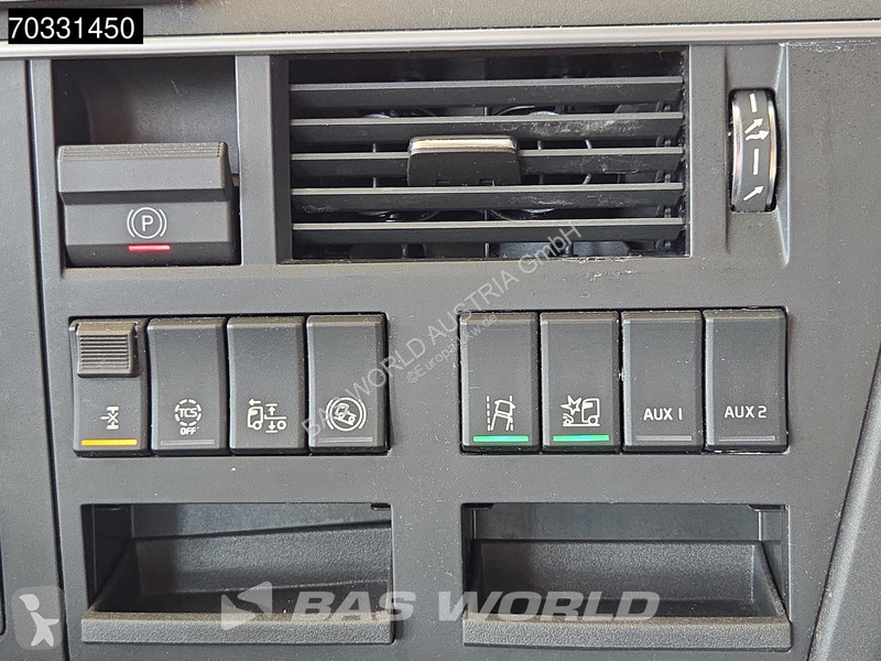 جرار Volvo FH 460 4X2 Globe Mega XL 2x Tanks...