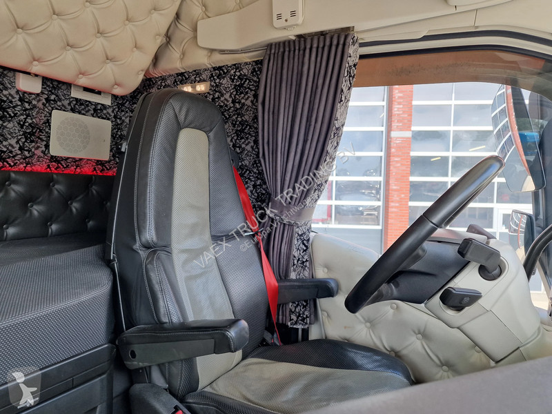 Tracteur Volvo 13500 Globetrotter XL 4x2 - Low...