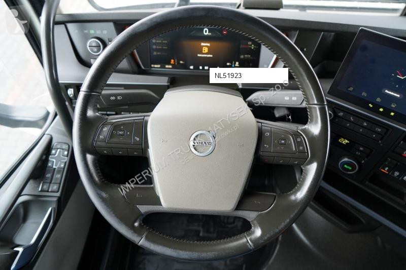 Влекач Volvo FH 500