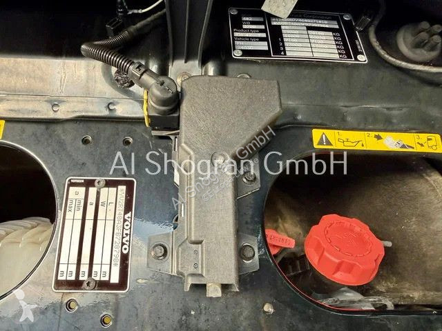Trekker Volvo 500 Globetrotter / 2 x Tank / Euro6