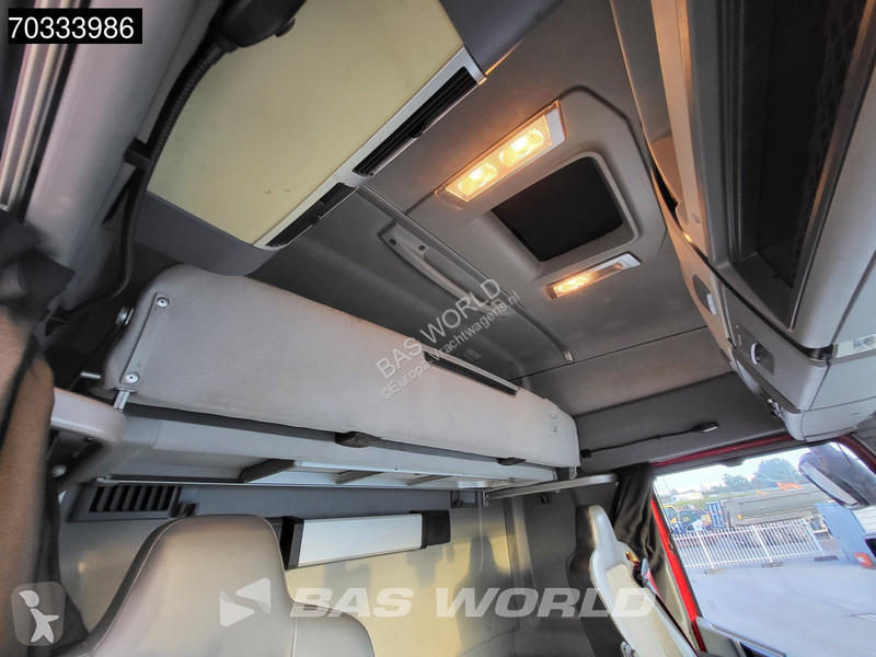 Cabeza tractora Renault T 460 6X2 SleeperCab...