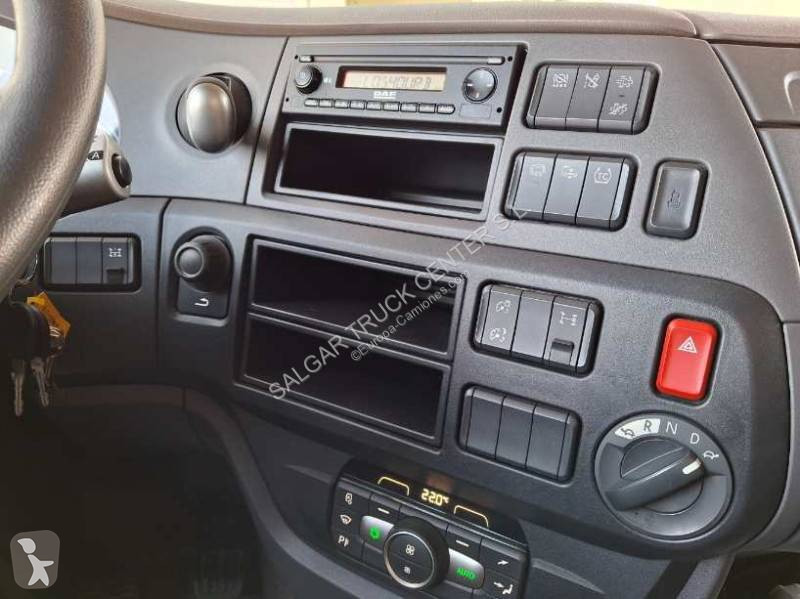 Cabeza tractora DAF