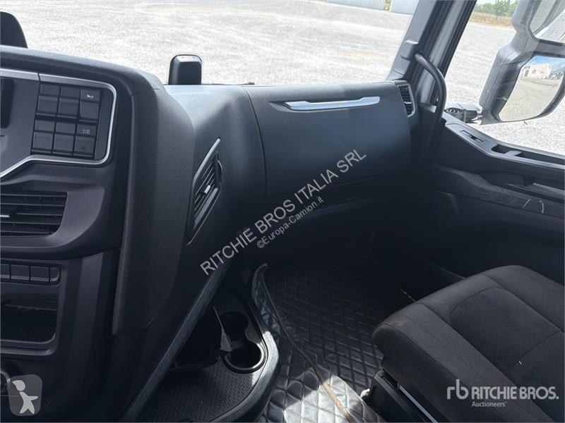 Cabeza tractora Iveco S-way 530