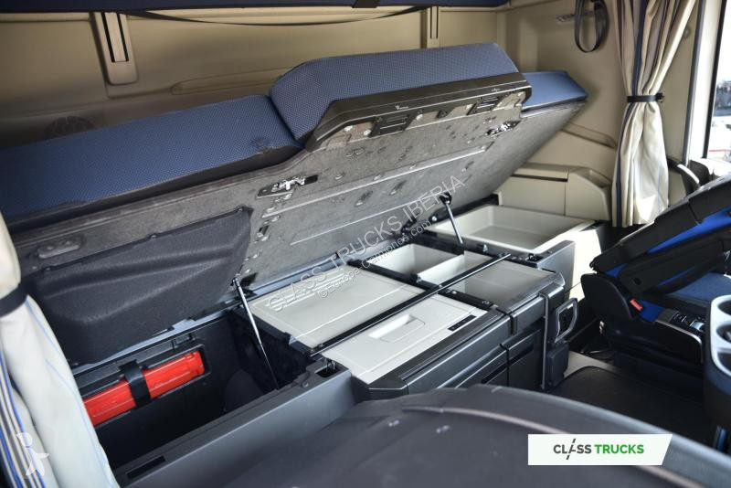 Cabeza tractora Volvo 500 Globetrotter XL...