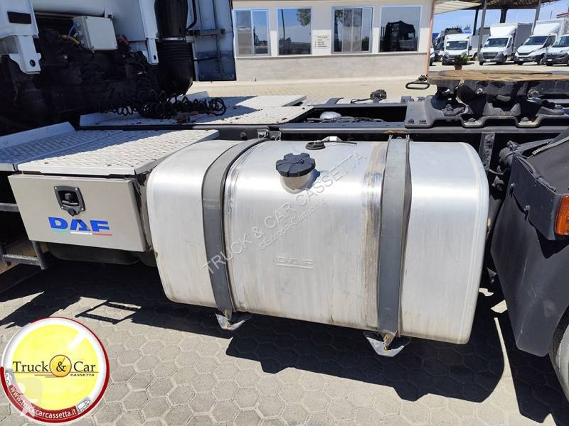Cabeza tractora DAF 460