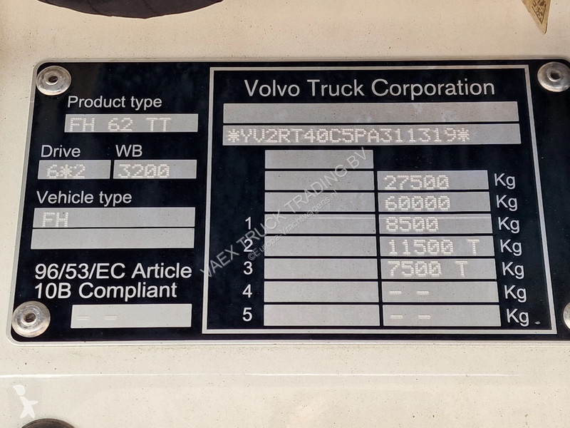 Tahač Volvo 13500 Globetrotter XL 6x2 -...