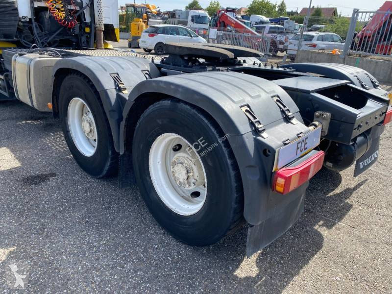 Cap tractor Volvo 580