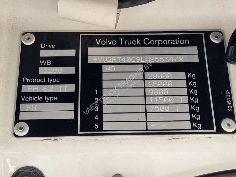 Cap tractor Volvo 13500 Globetrotter XL 6x2 -...