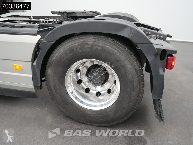 Cap tractor Volvo 500  4X2 ADR 2x Tanks...