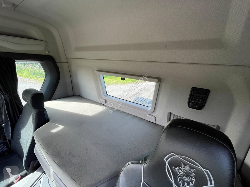 Тягач Scania 450 A4X2NA