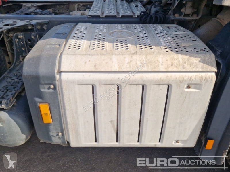 Tracteur Mercedes AROCS 1845