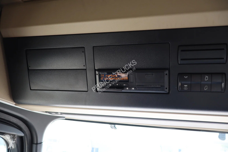 Ťahač Mercedes 1848 * EURO6 * 4X2 *