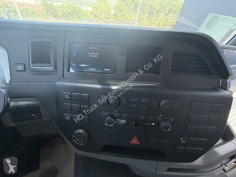 Влекач MAN 40.480 MAN  40.480 6x6 BB SA –...
