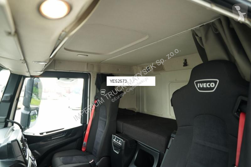 جرار Iveco 420