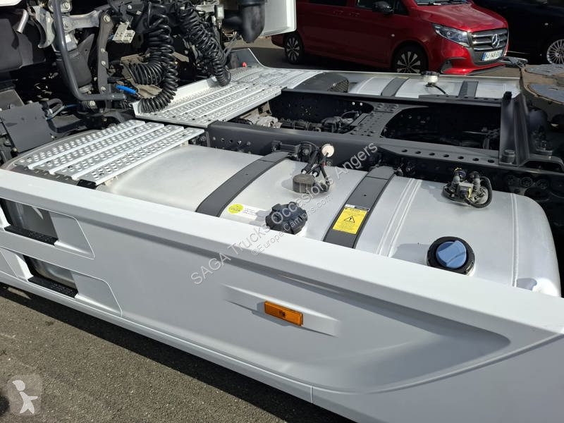 Mercedes 1848 Bigspace tractor unit