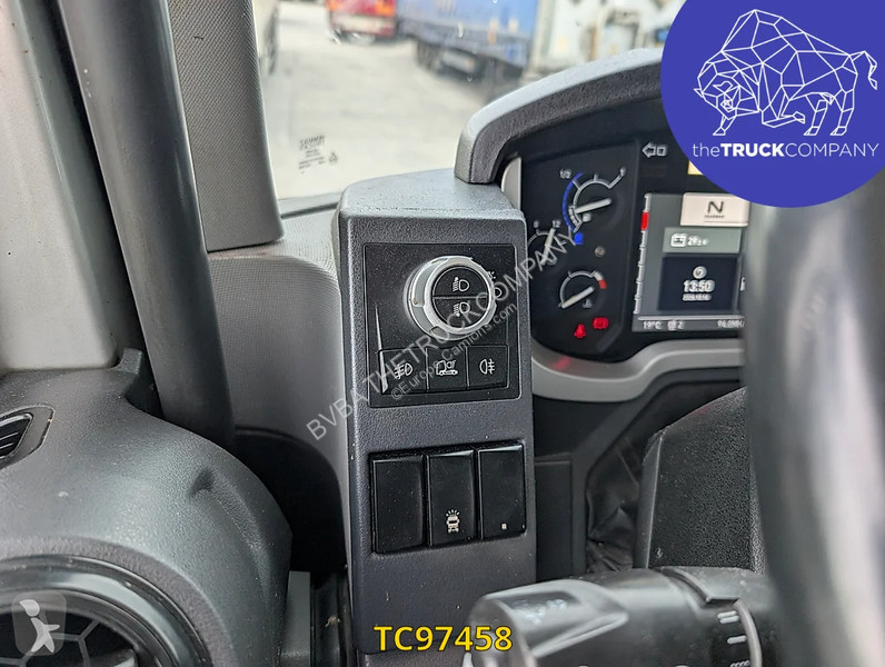 Traktor Renault T 520