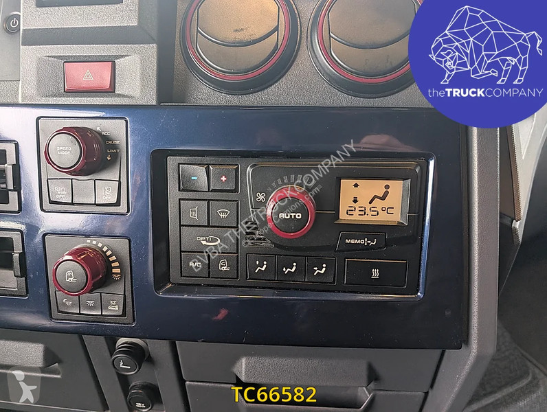Renault T 520 tractor unit