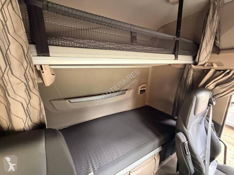 Tratores DAF 530