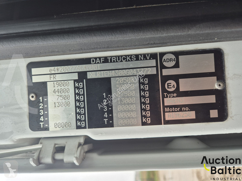 Nyergesvontató DAF 510 FT