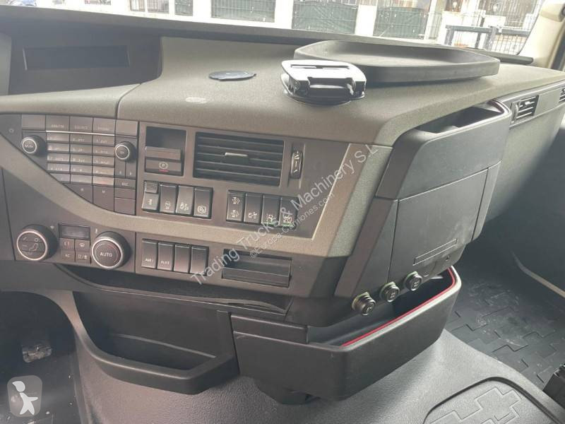 Traktor Volvo