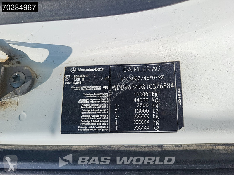 Traktor Mercedes 1845 4X2 ClassisSpace PTO...