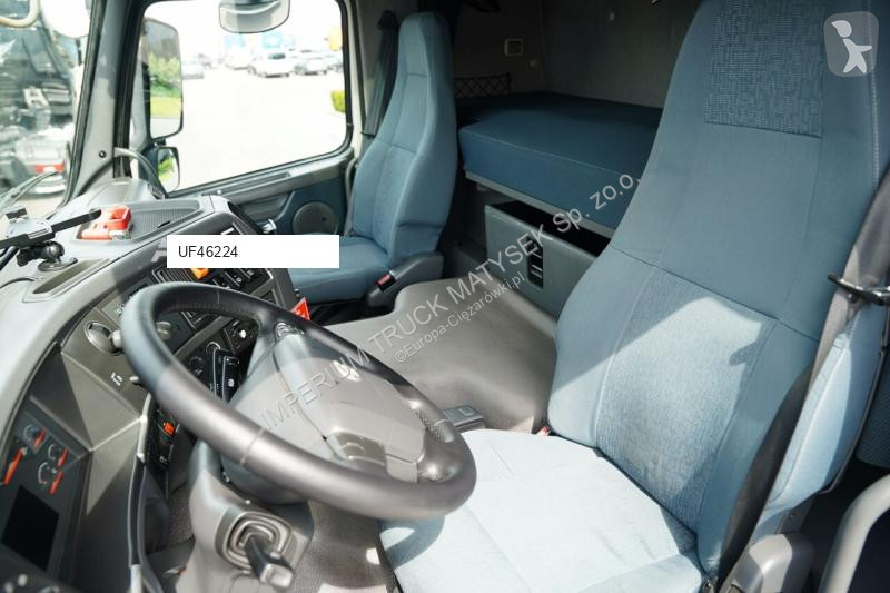 جرار Volvo FM 450