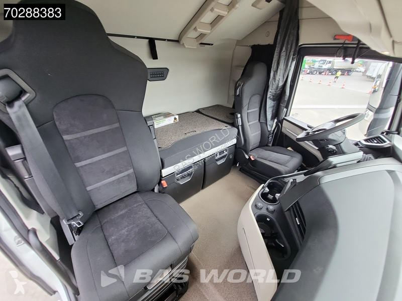 Trekker Iveco S-Way 580 4X2 2x Tanks ACC...