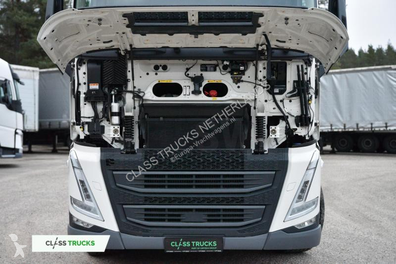 Traktor Volvo Globetrotter XL Retarder