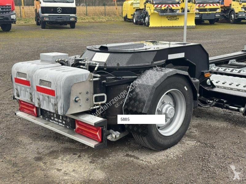 Traktor Mercedes