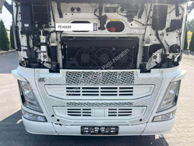 Cap tractor Volvo FH500 GLOBETROTTER / AUTOMAT...