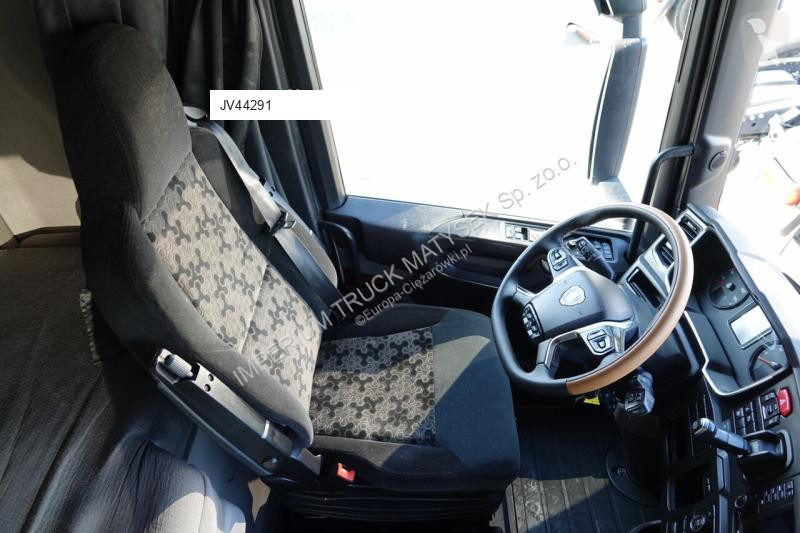 Tahač Scania 450